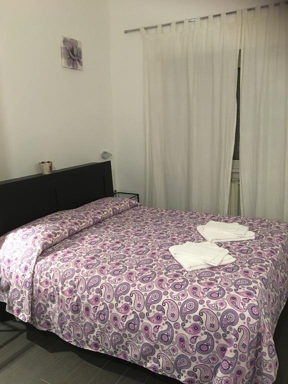 My Purple Apartment In The Center Of Rome Exterior photo