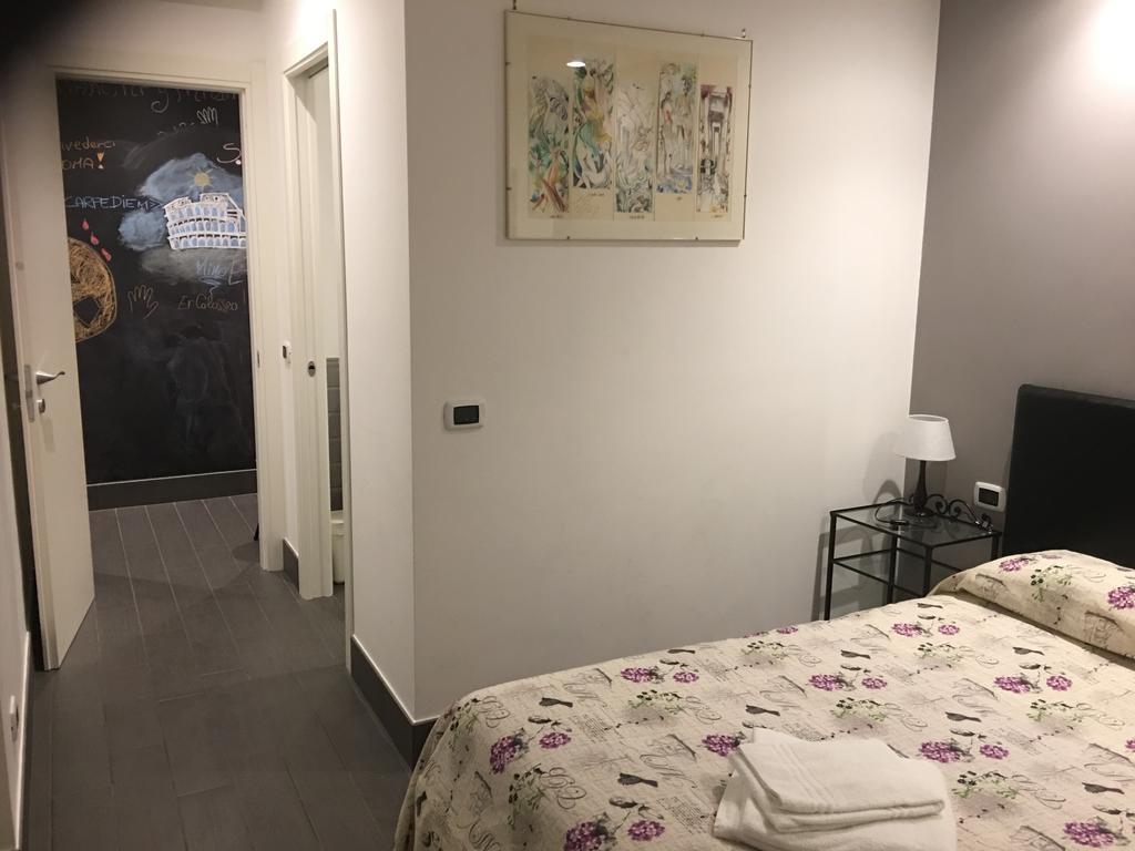My Purple Apartment In The Center Of Rome Exterior photo