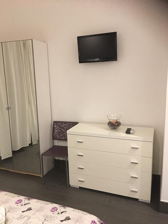 My Purple Apartment In The Center Of Rome Exterior photo